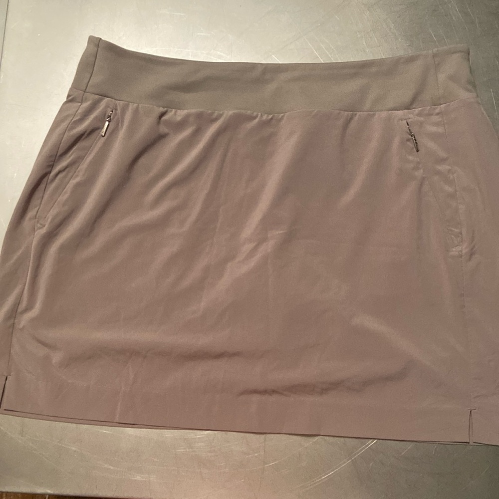 Athleta Soho Skort NWOT, Gray, 16